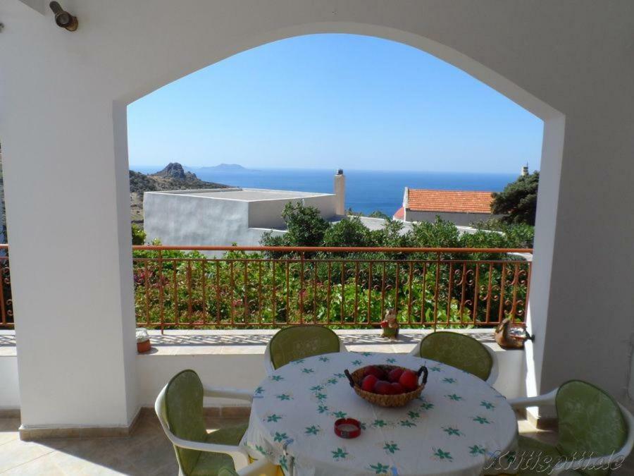 Villa Liolio'S Manor à Agalianos Extérieur photo